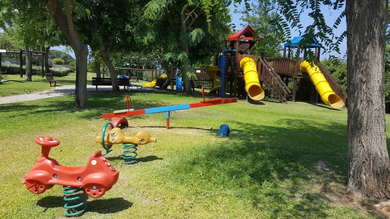 Neot Golf Caesarea Garden Apartment Екстер'єр фото